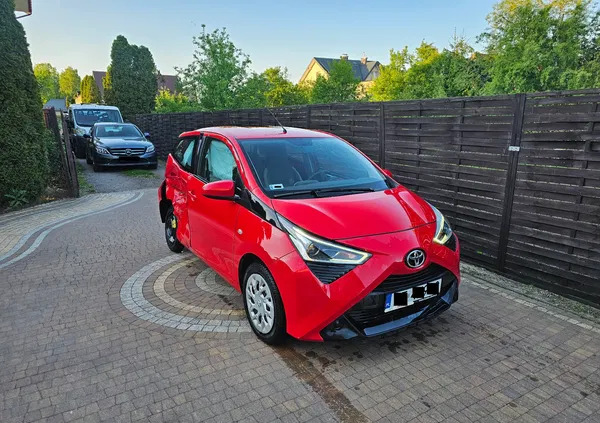 tłuszcz Toyota Aygo cena 25900 przebieg: 22930, rok produkcji 2021 z Tłuszcz